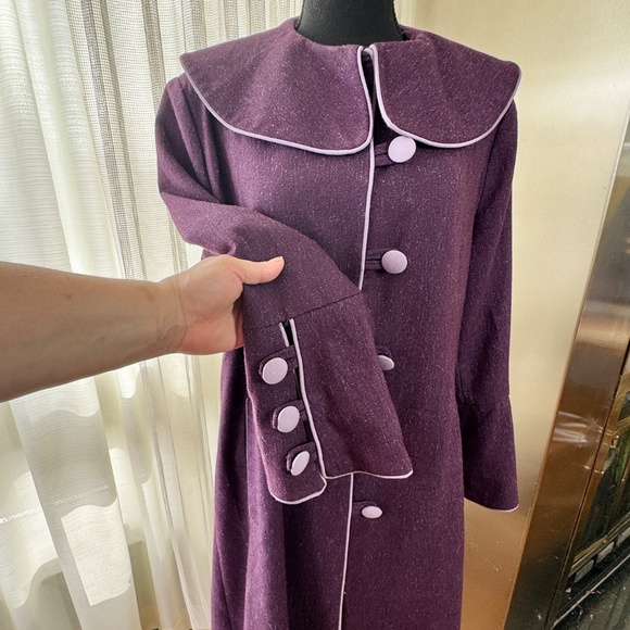 Vintage 60s coat, plum purple, lavender trim & buttons, Mod fall spring, 12/14 - Picture 11 of 12